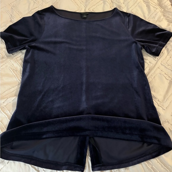 Ann Taylor Navy Velvet Short Sleeve Blouse size XS - Picture 5 of 8